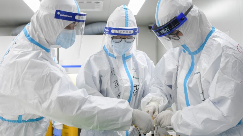 China este acuzată că a raportat date false despre coronavirus. Bilanțul real ar fi de aproape 100.000 de morți