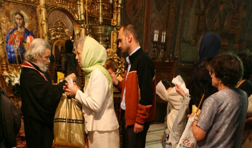 Împărtășania credincioșilor români, amânată: A mai fost un episod asemănător, timp de două luni