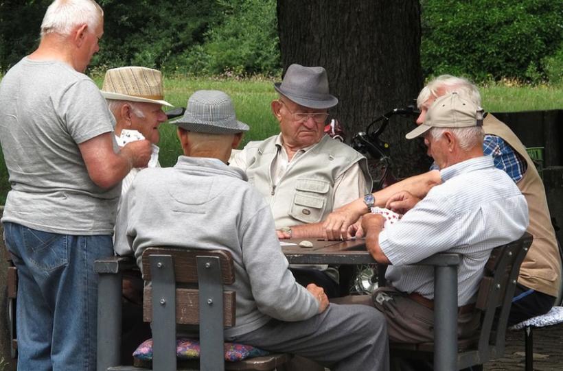 Pensii 2020 AceÈti Pensionari Vor Primi 1 154 De Lei Incepand Cu 1 Septembrie 2020