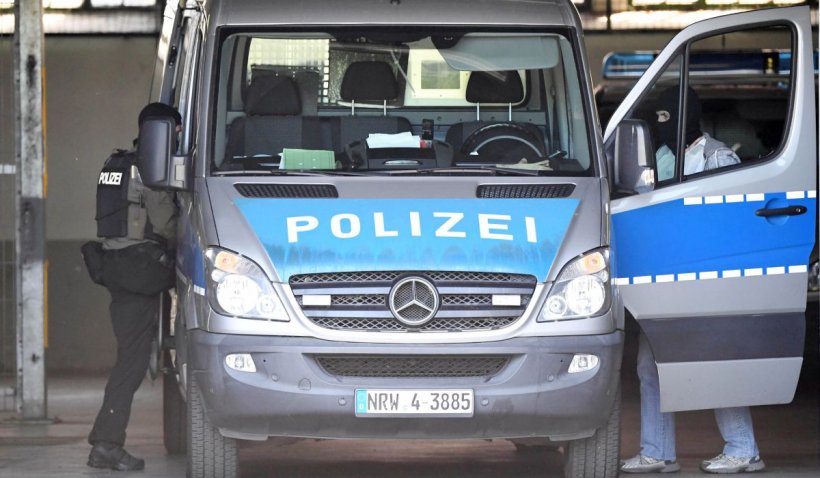 Tânără româncă găsită moartă într-un șanț, în Germania, lângă soțul confuz