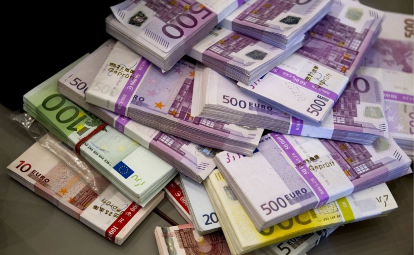 Șef de la Permise, 20.000 de euro mită într-o singură zi. Și procurorii DNA au fost uimiți