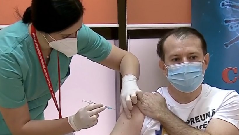 Premierul Florin Cîțu s-a vaccinat anti-COVID: "Mă bucur că am putut să mă vaccinez - am făcut-o pentru mine, dar și pentru cei din jurul meu"