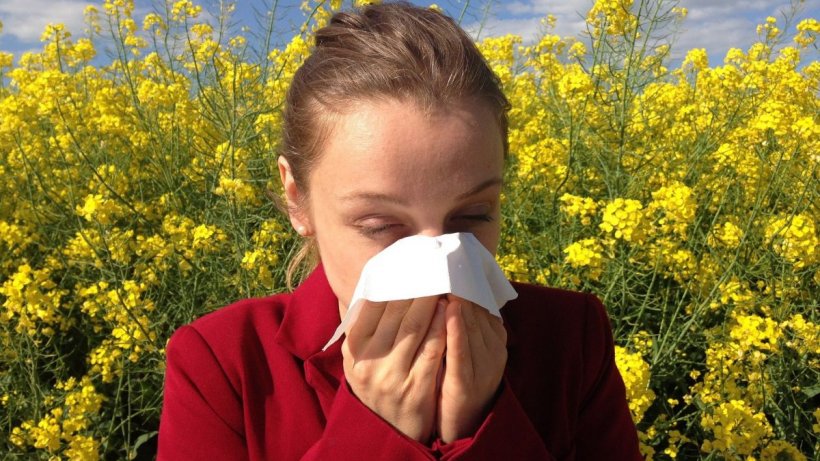 Atenție! Simptomele COVID-19 pot fi confundate ușor cu alergiile! Cum le deosebim