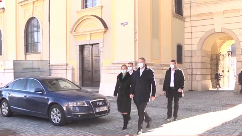 Klaus Iohannis, mesaj de 8 Martie. Șeful statului a fost prezent la biserica din Sibiu | Antena 3