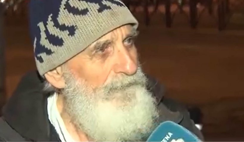 Un pensionar de 82 de ani la protest: "Am venit pentru libertate. Am muncit 43 de ani. Ne ţin închişi în casă, ce suntem animale?"