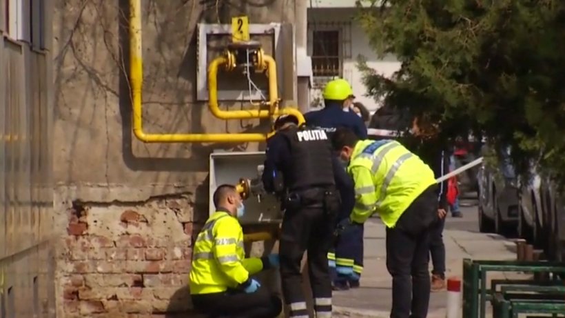O ţeavă de gaze s-a spart lângă Spitalul Grigore Alexandrescu din Capitală. 16 oameni au fost evacuaţi