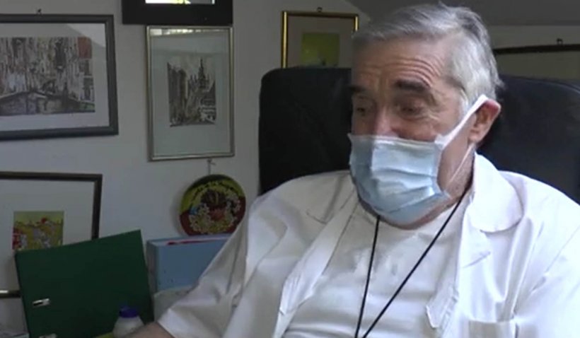Un medic din Cluj, de 72 de ani, aflat în scaun cu rotile, erou pentru zeci de bătrâni