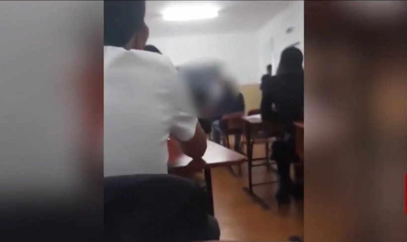 Directoarea unui liceu din Oltenița care a pălmuit mai mulți elevi în fața clasei va fi destituită din funcție