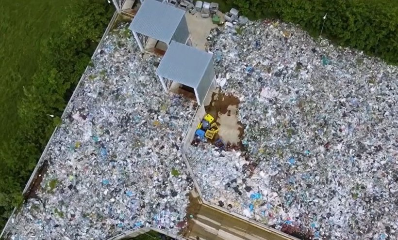 Situația tragică a gunoaielor din Prahova. Punctul de transfer al deșeurilor, amendat cu 50.000 de lei