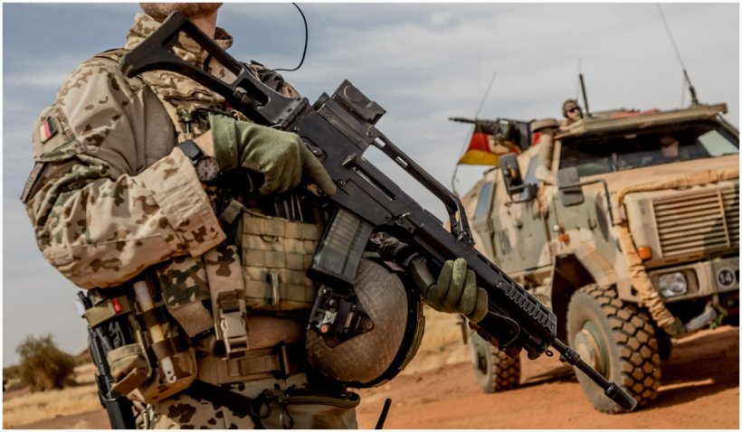 Uniunea Africană a suspendat statutul de membru al Mali după lovitura de stat de marţi