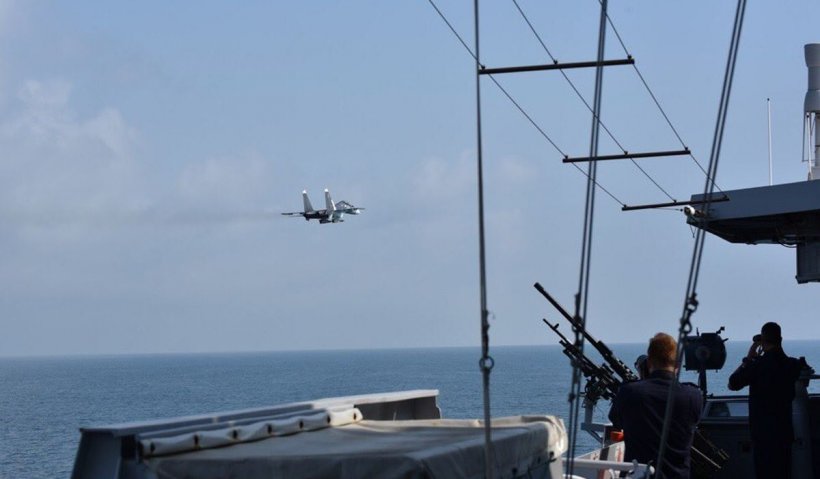 Radu Tudor: Avioane de luptă ale Rusiei au simulat un atac asupra unei nave militare olandeze, în Marea Neagră