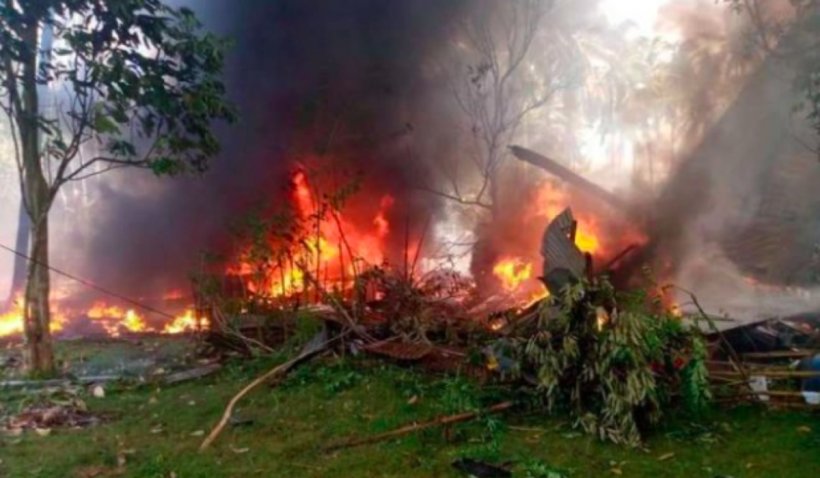 Un avion militar cu 92 de pasageri s-a prăbuşit în sudul Republicii Filipine: Cel puțin 29 de persoane au murit