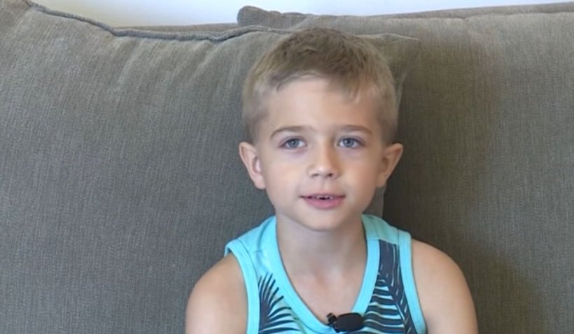 Un copil de 7 ani care a învins cancerul își donează jucăriile spitalului american unde medicii i-au salvat viața