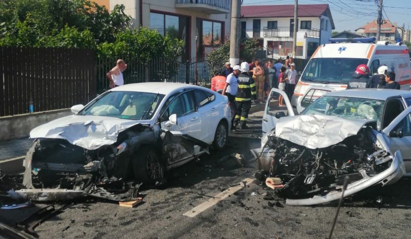 Accident grav cu şapte victime, la 23 August, pe drumul dintre Constanţa şi Mangalia