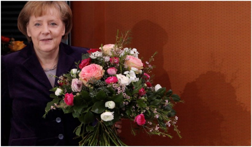 Trandafiri roșii și o piesa punk-rock pentru ceremonia de adio a Angelei Merkel