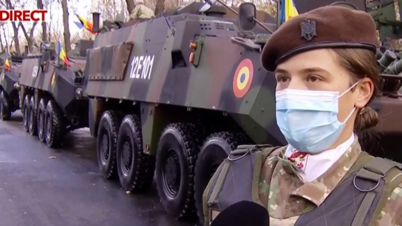 Parada militară din acest an, deschisă de o femeie subofițer