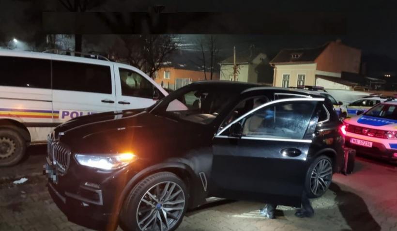 Un bolid de lux furat din SUA, găsit în trafic în România, condus de o tânără de 26 de ani