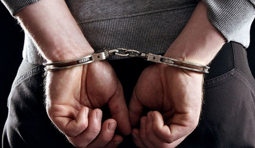 Un român supranumit "omul cu o mie de feţe" a fost arestat în Italia. Greşeala care l-a dat de gol