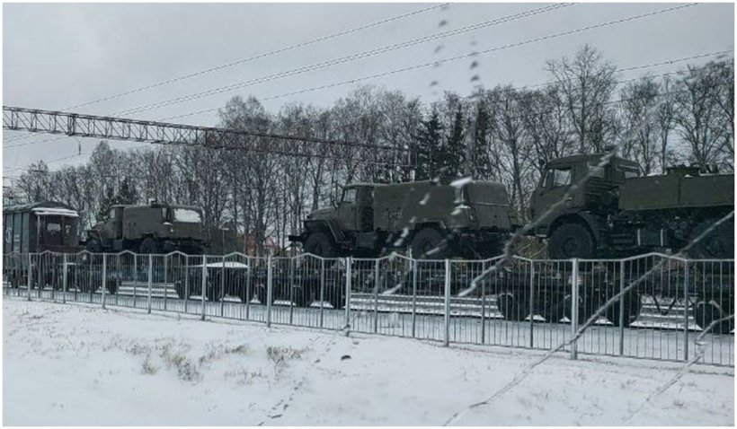 Puterea militară a Rusiei este în mișcare. Trenurile siberiene sunt pline de soldați ce se îndreaptă către granița cu Ucraina