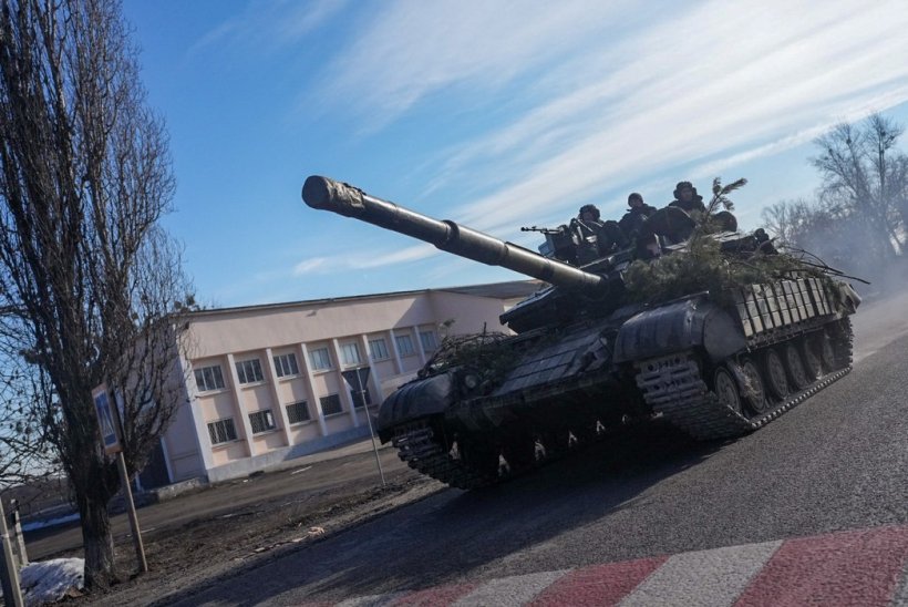 Un tanc rusesc ar fi fost furat de romi, sâmbătă noapte, în sudul Ucrainei