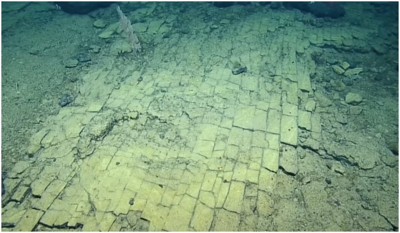 Oamenii de știință au descoperit un drum subacvatic nemaivăzut până acum: ”Este drumul către Atlantida”