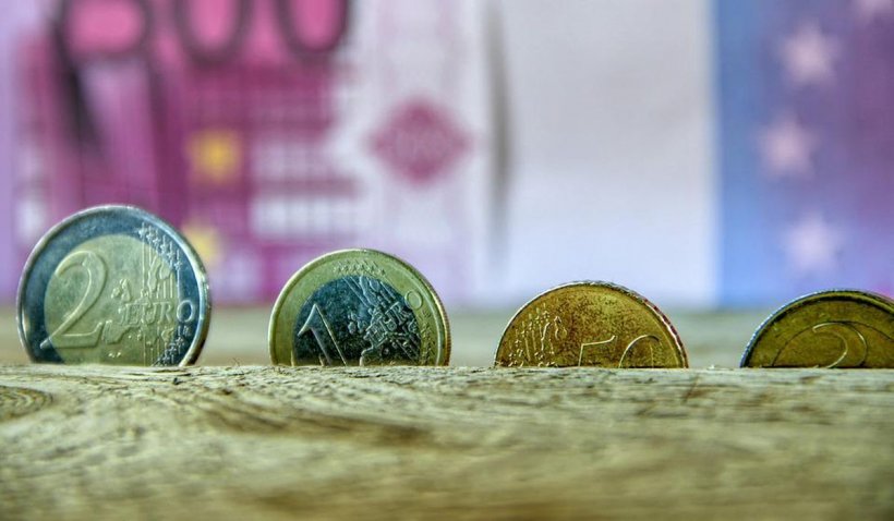 Comisia Europeană reduce aproape la jumate prognoza de creștere economică pentru România în acest an