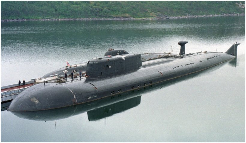 Rusia a lansat patru din cele șase submarine ale sale în Marea Neagră: fiecare încărcat cu rachete