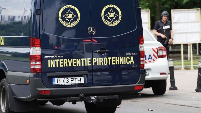 Încă o ameninţare cu bomba! O şcoală din Bucureşti a fost evacuată de urgenţă