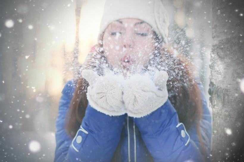 Horoscop 4 decembrie 2023. Leii sunt mai emoţionali ca de obicei, Capricornii trag lozul cel mare