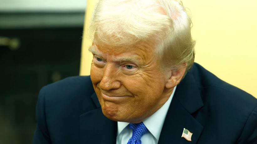 Donald Trump urmează să primească cel mai valoros cadou oferit vreodată SUA de un guvern străin. Ce este „Palatul Zburător” din Qatar