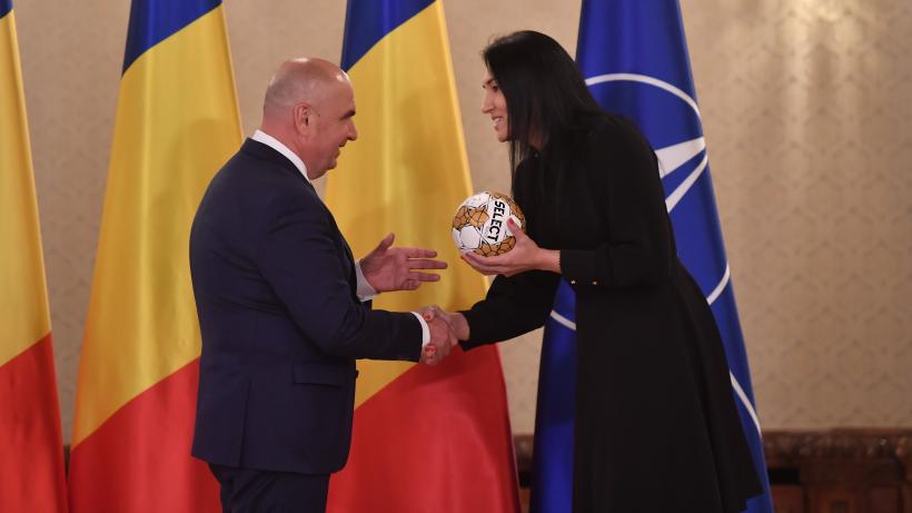 Cristina Neagu a fost deocrată de președintele Ilie Bolojan: „Sunteți un exemplu de talent, dăruire și perseverență”