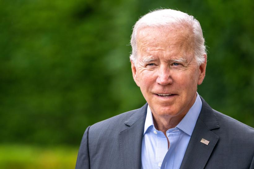 Consilierii lui Biden s-au gândit la un scaun cu rotile pentru acesta în al doilea mandat. "A devenit tot mai dezorientat și incoerent"