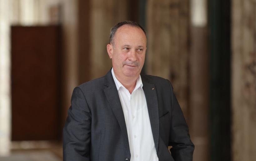 Primul atac din PSD la Bolojan. Câciu: Pare că a păscut iarba la Cotroceni. Iar ne-a luat cu criza bugetară, cu bau-bau-ul tăierilor