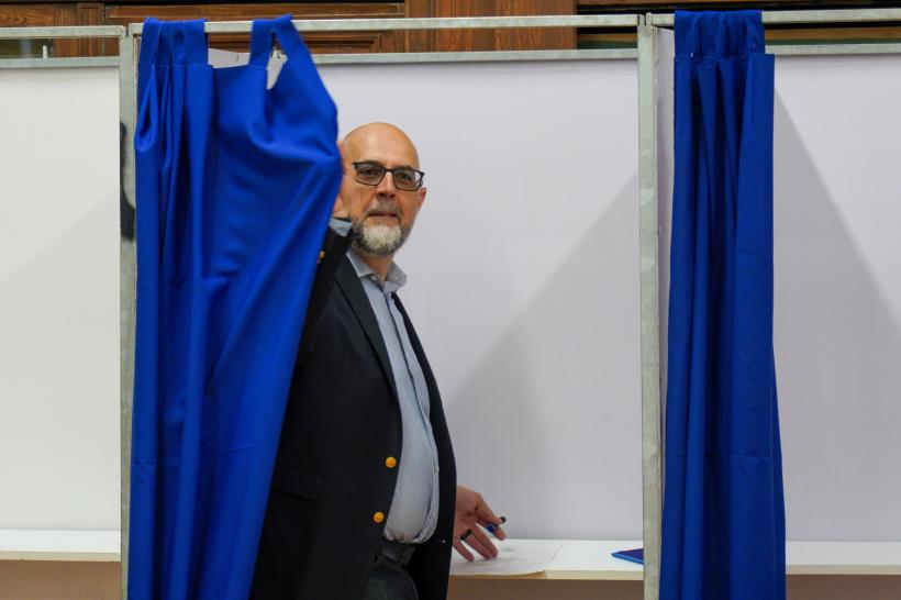 Kelemen Hunor: „Nicușor Dan poate câştiga, dar va fi un rezultat foarte strâns, poate la câteva zeci de mii de voturi”