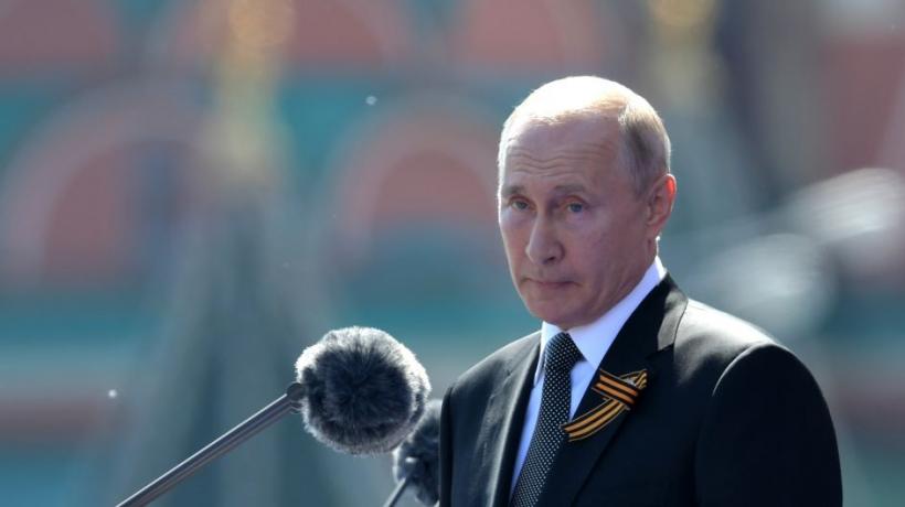 Vladimir Putin l-a demis pe comandantul Forţelor terestre ale armatei ruse. Ce a dezvăluit Kremlinul despre Oleg Saliukov