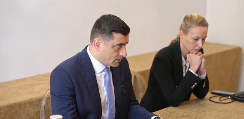 George Simion insultă din nou Franța: „În 20 de ani va fi califat”. Nepoata lui Marine le Pen a plecat, jenată, de la conferință