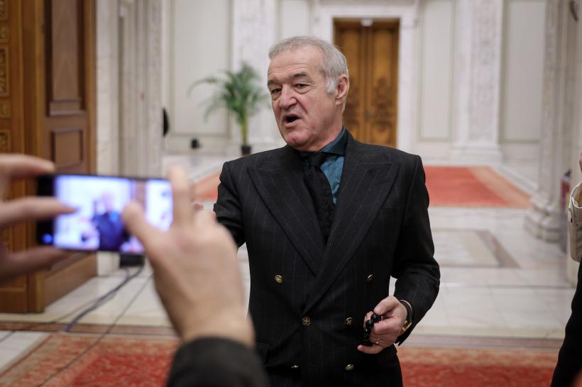 Becali, după ce Simion a pierdut alegerile: "Am venit să consolăm băiatul"