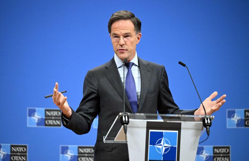 Șeful NATO l-a sunat pe Nicușor Dan ca să îl felicite pentru victorie. "Avem o muncă importantă de făcut împreună"