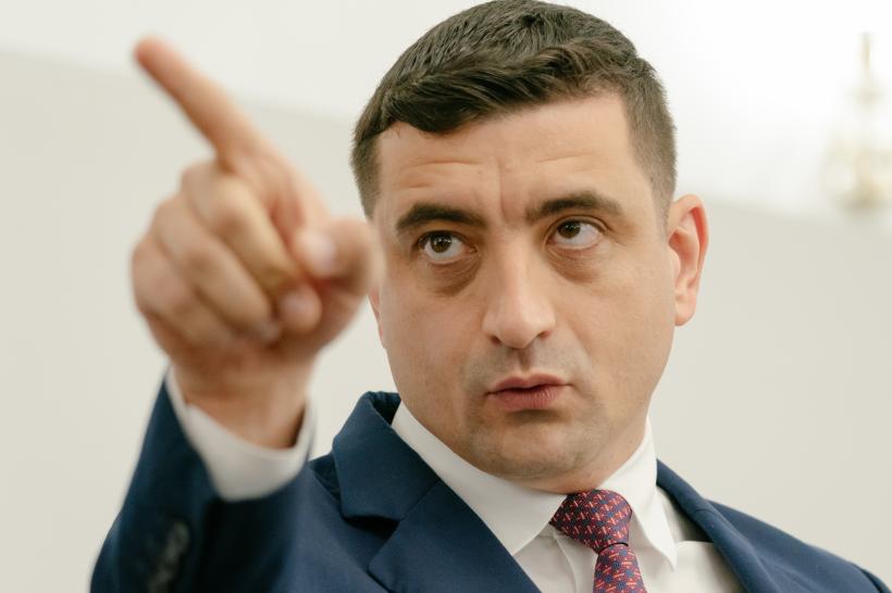 Cum a trecut George Simion de la „am câștigat” la „au furat”. Filmul celor 46 de ore în care candidatul AUR s-a tot răzgândit