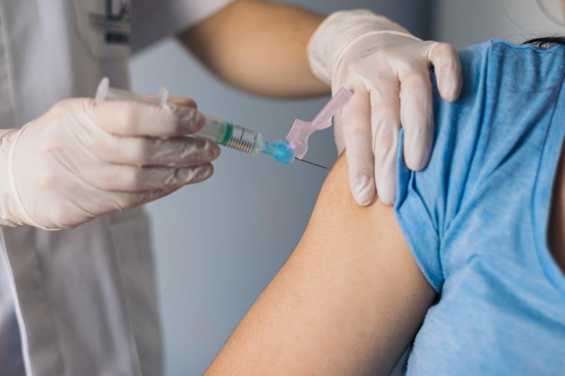 Primul vaccin anti-gonoree din lume a fost lansat în Marea Britanie