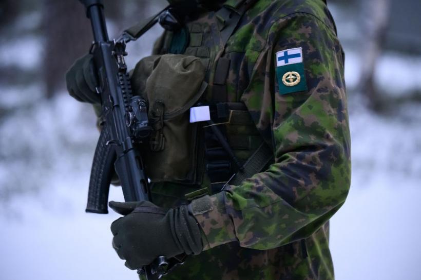 Ţara NATO care se aşteaptă "la ce e mai rău" din partea Rusiei, după desfăşurarea de trupe la graniţă