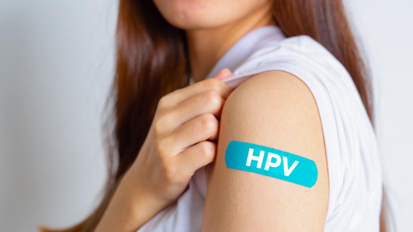Vaccinarea gratuită anti-HPV a fost extinsă pentru tineri până la 26 de ani. Parlamentul a adoptat legea