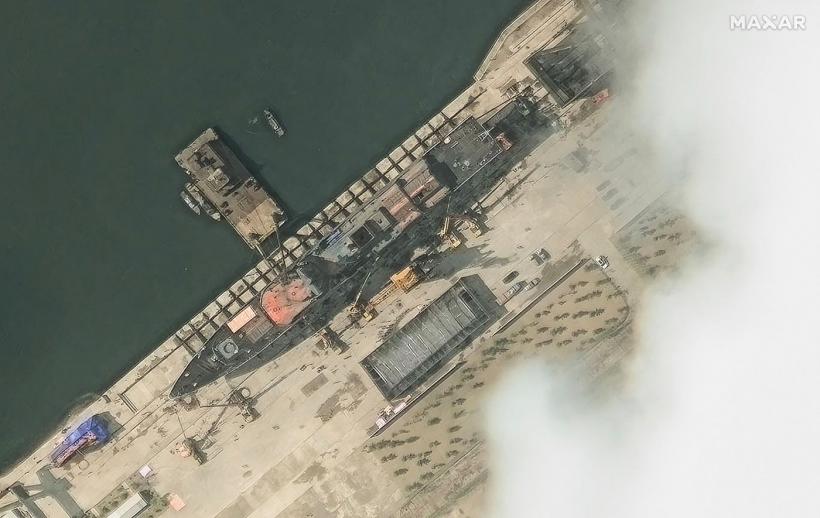 Eșecul lui Kim Jong Un se vede din satelit. Cum arată cea mai nouă navă, distrusă la lansare. E răsturnată și riscă să se rupă