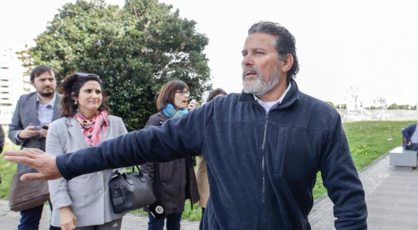 Un bărbat care a câștigat 6,5 milioane € la loto a ajuns să traiască în stradă din cauza unei singure greșeli care „i-a distrus viața”