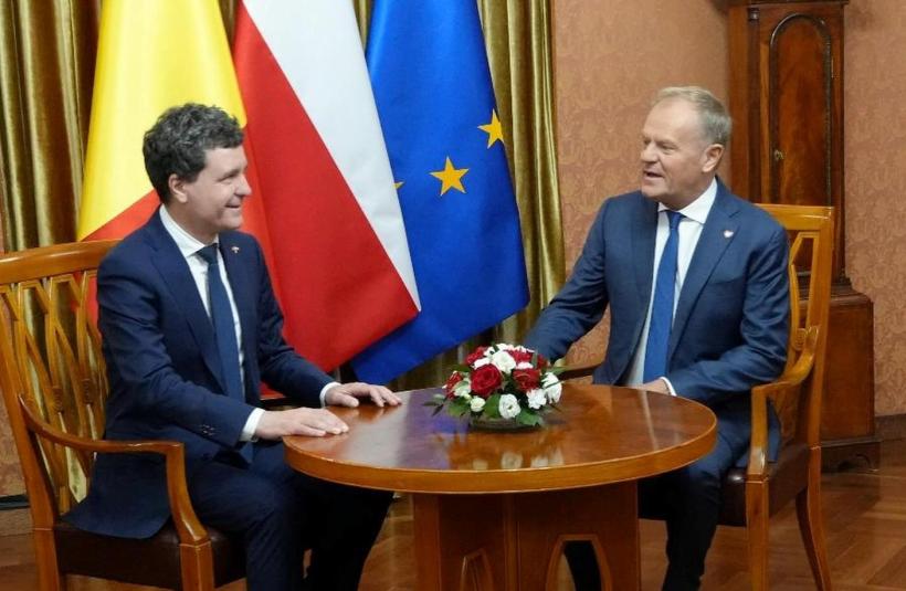 Nicușor Dan a ajuns în Polonia. A fost primit de premierul Donald Tusk