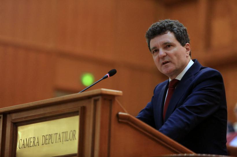 Politico: După o victorie surprinzătoare, Nicușor Dan e la începutul unui mandat „de coșmar”