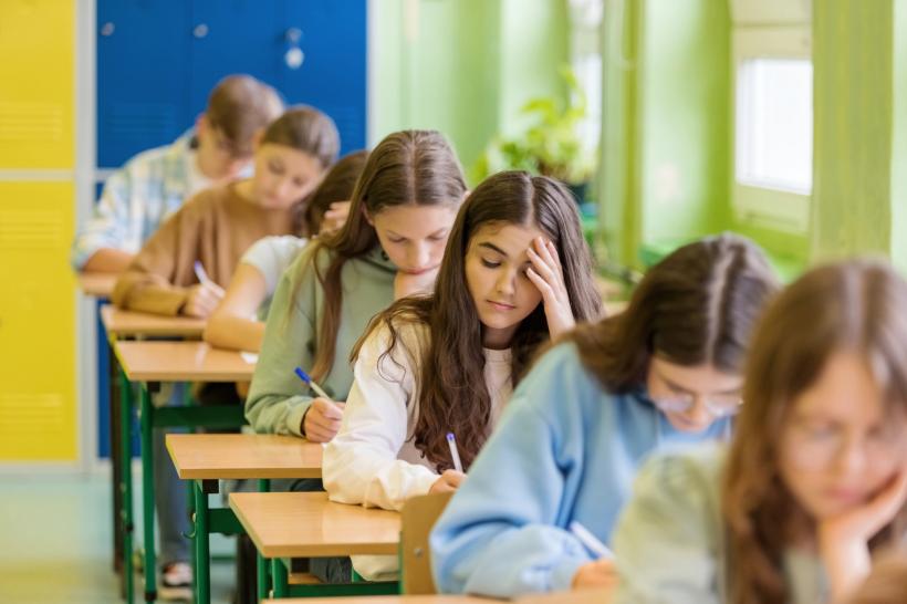 Sindicaliştii din Educaţie resping ideea de la Cotroceni despre majorarea normei didactice: "Profund nedreaptă"
