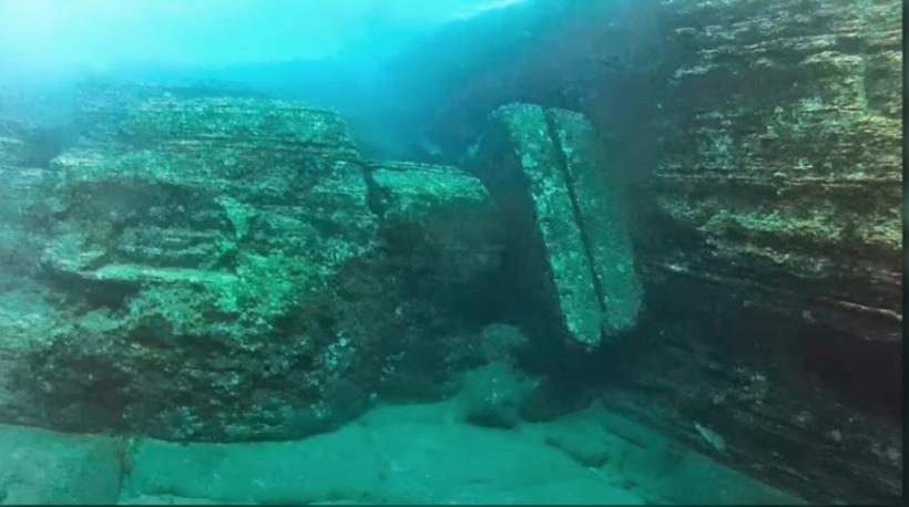 Unul dintre cele mai mari mistere nerezolvate ale lumii. O piramidă subacvatică e în largul Japoniei și nu se știe cine a construit-o