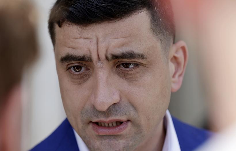 George Simion le cere moldovenilor să voteze cu partidele pro-ruse la alegerile din septembrie