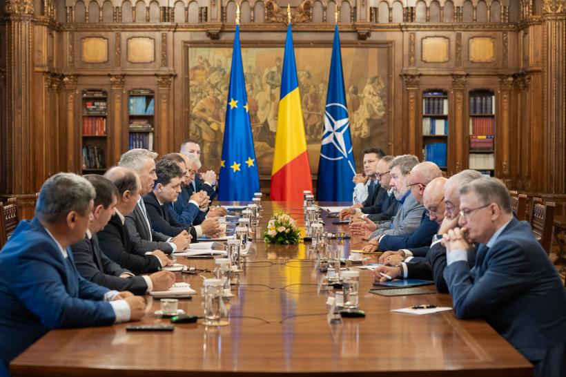 Sindicaliștii discută cu Nicușor Dan. "Dacă se taie salariile, a doua zi intrăm în grevă generală"